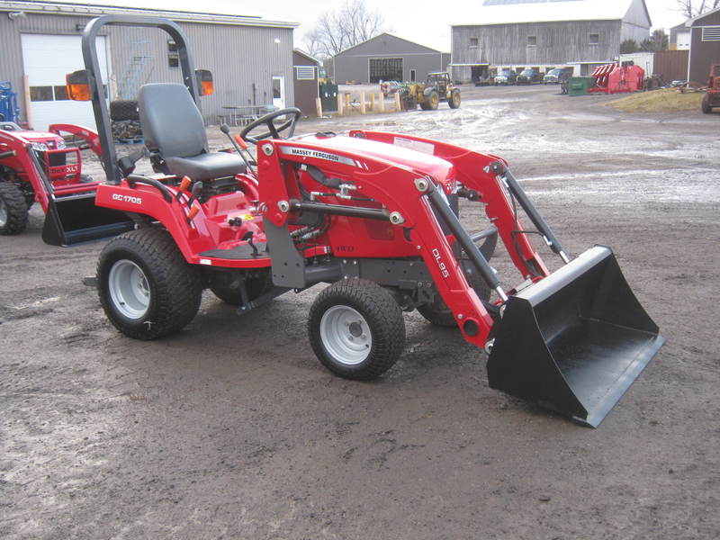 Tractors - Compact  Massey Ferguson GC1705 Tractor  Photo